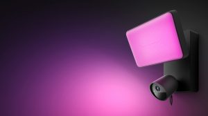 Luzes. Câmara. Segurança.